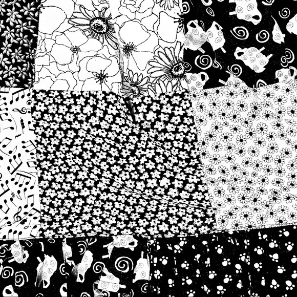 Black & white patchwork skirt, waist-20, elastic waist, ruffles on bottom EUC - Picture 6 of 10